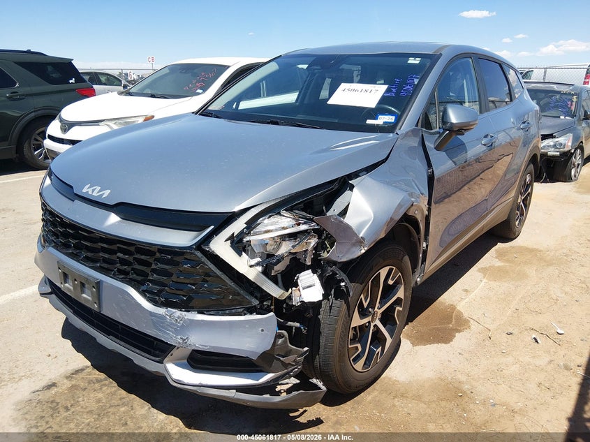 2023 Kia Sportage VIN 5XYK33AF7PG136019 IAAI salvage auction — FRONT END, Salvage Title, sold $6,900 on 2026-08-01 (photo 2)