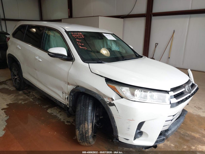 2019 Toyota Highlander VIN 5TDZZRFH2KS313615 IAAI salvage auction — FRONT END, Salvage (North Carolina), sold $3,400 on 2026-07-27 (photo 1)