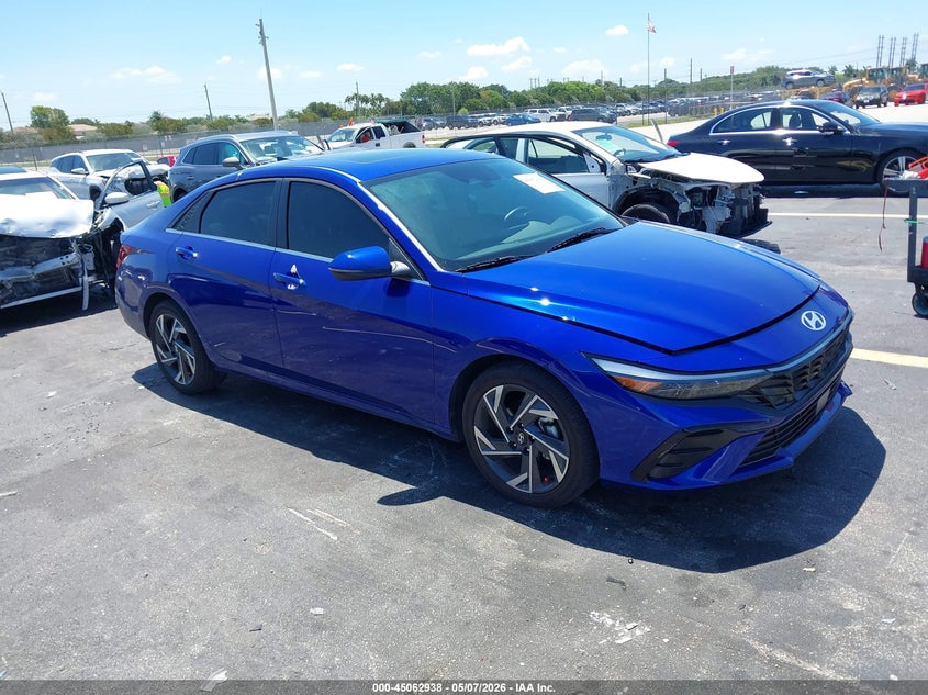2025 Hyundai Elantra VIN KMHLP4DG9SU082664 IAAI salvage auction — LEFT SIDE, Rebuildable (Florida), sold $7,150 on 2026-07-23 (photo 1)