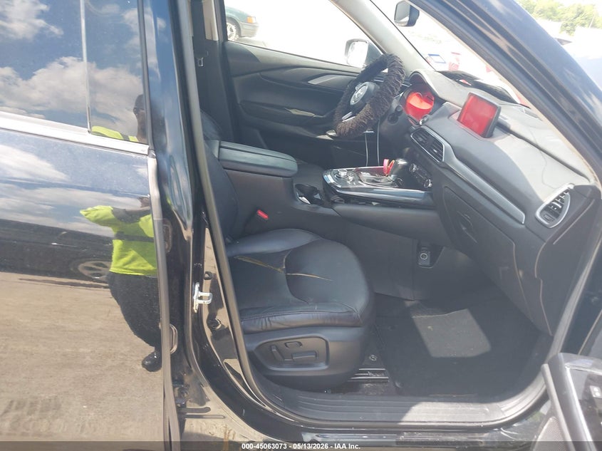 2018 Mazda Cx-9 VIN JM3TCACY5J0201672 IAAI salvage auction — THEFT, Salvage (Texas), sold $3,900 on 2026-07-24 (photo 5)