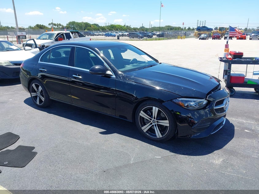 2025 Mercedes-benz C-klasse VIN W1KAF4GB4SR269463 IAAI salvage auction — LEFT SIDE, Rebuildable (Florida), sold $20,300 on 2026-07-23 (photo 1)