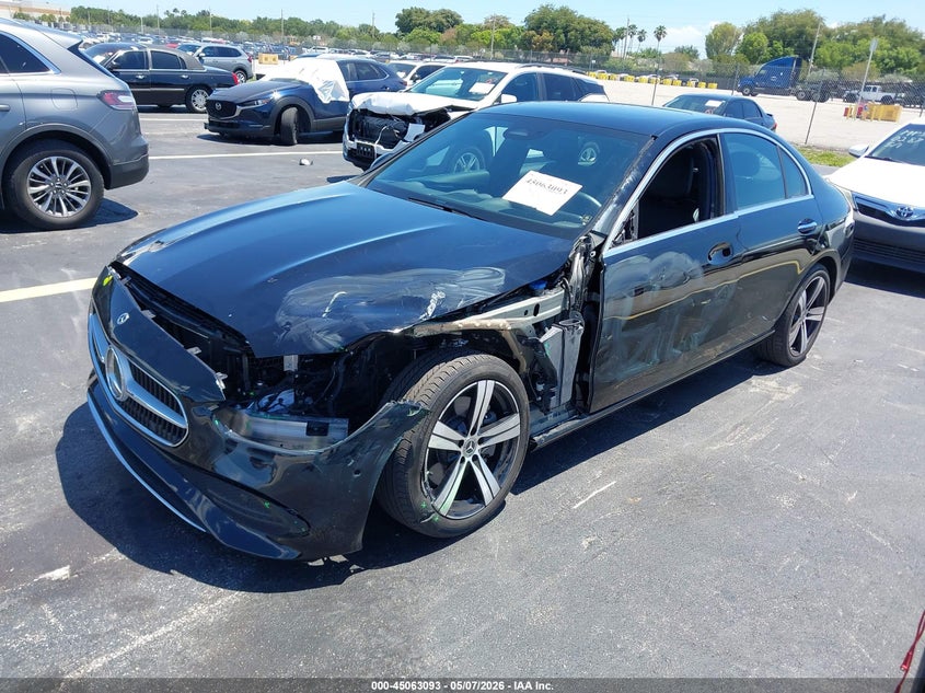 2025 Mercedes-benz C-klasse VIN W1KAF4GB4SR269463 IAAI salvage auction — LEFT SIDE, Rebuildable (Florida), sold $20,300 on 2026-07-23 (photo 2)