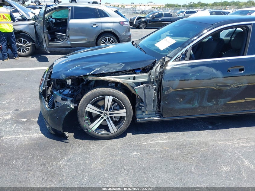 2025 Mercedes-benz C-klasse VIN W1KAF4GB4SR269463 IAAI salvage auction — LEFT SIDE, Rebuildable (Florida), sold $20,300 on 2026-07-23 (photo 6)