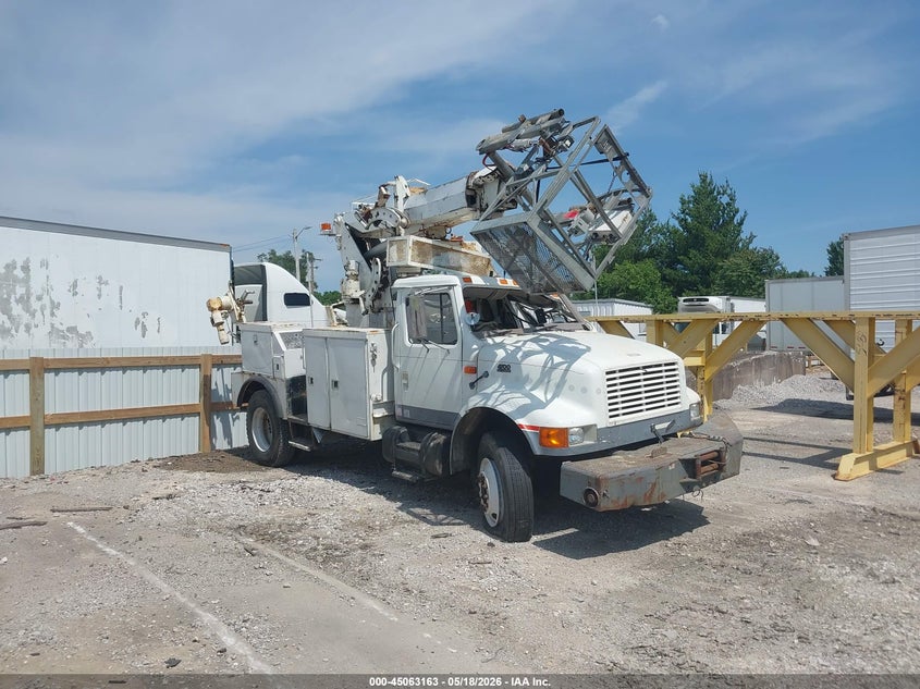 2000 International 4000 series VIN 1HTSCAAN9YH248456 — IAAI salvage auction photo