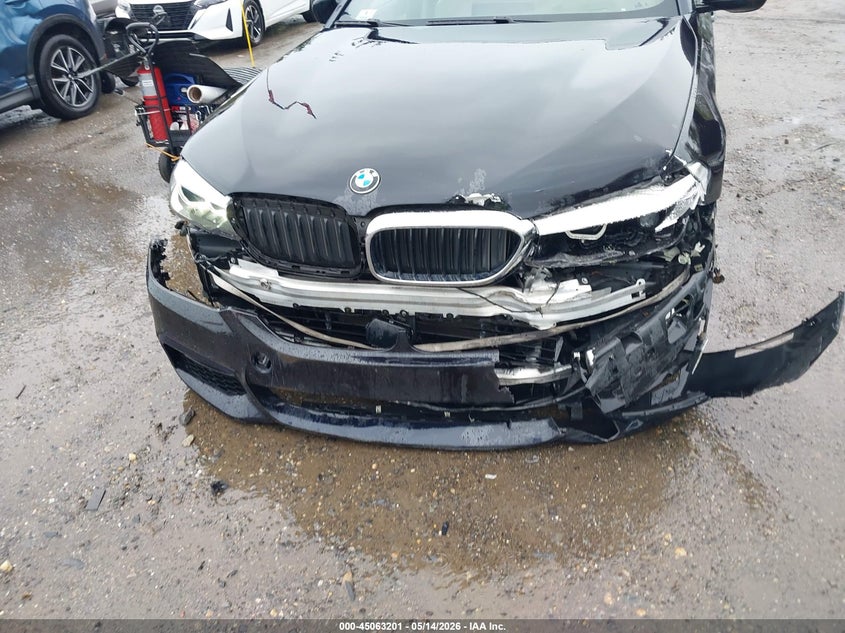 2018 BMW 5er VIN WBAJE7C50JWC56367 IAAI salvage auction — FRONT END, Salvage (Massachusetts), sold $12,650 on 2026-07-17 (photo 6)
