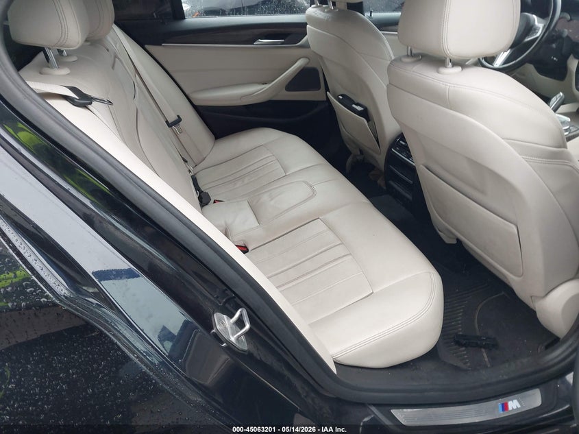 2018 BMW 5er VIN WBAJE7C50JWC56367 IAAI salvage auction — FRONT END, Salvage (Massachusetts), sold $12,650 on 2026-07-17 (photo 8)