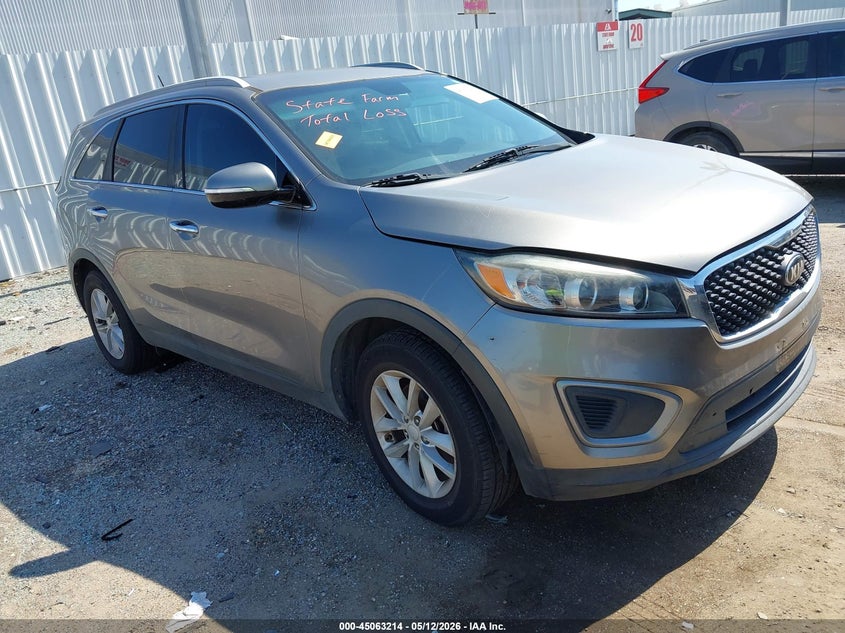 2017 Kia Sorento VIN 5XYPG4A58HG194813 IAAI salvage auction — REAR END, Original (Texas), sold $2,250 on 2026-07-30 (photo 1)