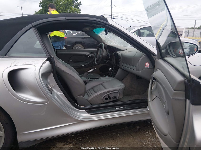 2004 Porsche 911 VIN WP0CB299X4S676549 IAAI salvage auction — LEFT FRONT, Salvage (Tennessee), sold $25,200 on 2026-07-09 (photo 5)