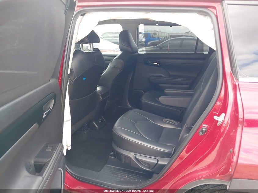 2020 Toyota Highlander VIN 5TDGZRBH5LS001786 IAAI salvage auction — LEFT SIDE, Original (Texas), sold $14,650 on 2026-07-14 (photo 8)
