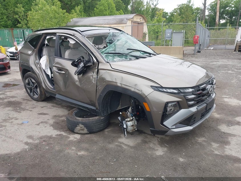 2025 Hyundai Tucson VIN KM8JCDD15SU274291 IAAI salvage auction — ROLLOVER, Certificate Of Destruction (Florida), sold $100 on 2026-07-21 (photo 1)