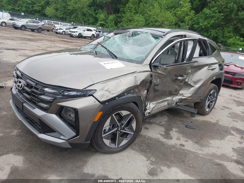 2025 Hyundai Tucson VIN KM8JCDD15SU274291 IAAI salvage auction — ROLLOVER, Certificate Of Destruction (Florida), sold $100 on 2026-07-21 (photo 2)