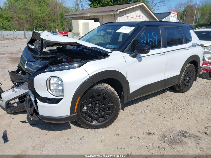 2025 Mitsubishi Outlander VIN JA4J4VA85SZ039962 IAAI salvage auction — FRONT END, Salvage (Pennsylvania), sold $7,150 on 2026-07-14 (photo 2)