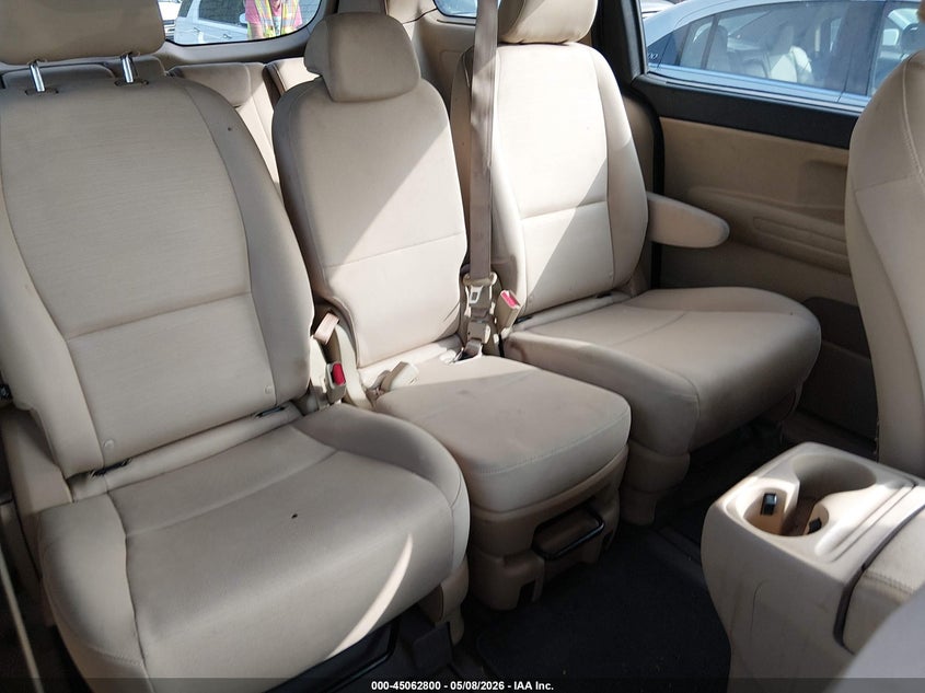 2015 Kia SEDONA VIN KNDMB5C15F6021557 IAAI salvage auction — NORMAL WEAR, Original (Texas), sold $1,100 on 2026-07-13 (photo 8)