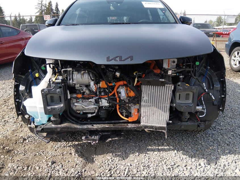 2025 Kia Sportage VIN KNDPYDDH4S7238278 IAAI salvage auction — FRONT END, Bill Of Sale (Washington), sold $13,500 on 2026-07-22 (photo 6)