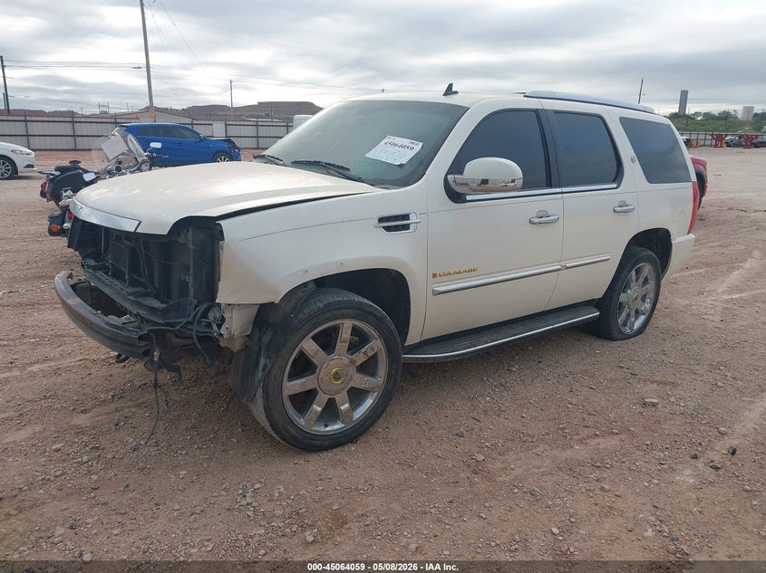 2009 Cadillac Escalade VIN 1GYFC23299R105438 IAAI salvage auction — FRONT END, Original (Texas), sold $800 on 2026-09-23 (photo 2)