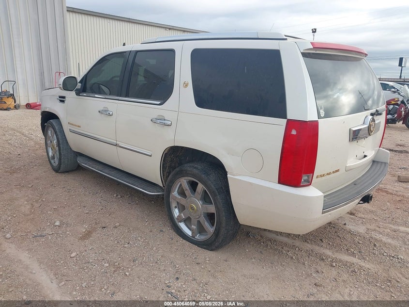 2009 Cadillac Escalade VIN 1GYFC23299R105438 IAAI salvage auction — FRONT END, Original (Texas), sold $800 on 2026-09-23 (photo 3)