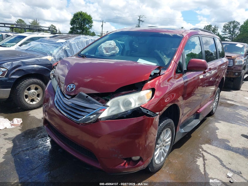 2015 Toyota Sienna VIN 5TDYK3DC6FS535438 IAAI salvage auction — FRONT END, Salvage (South Carolina), sold $3,750 on 2026-07-13 (photo 2)