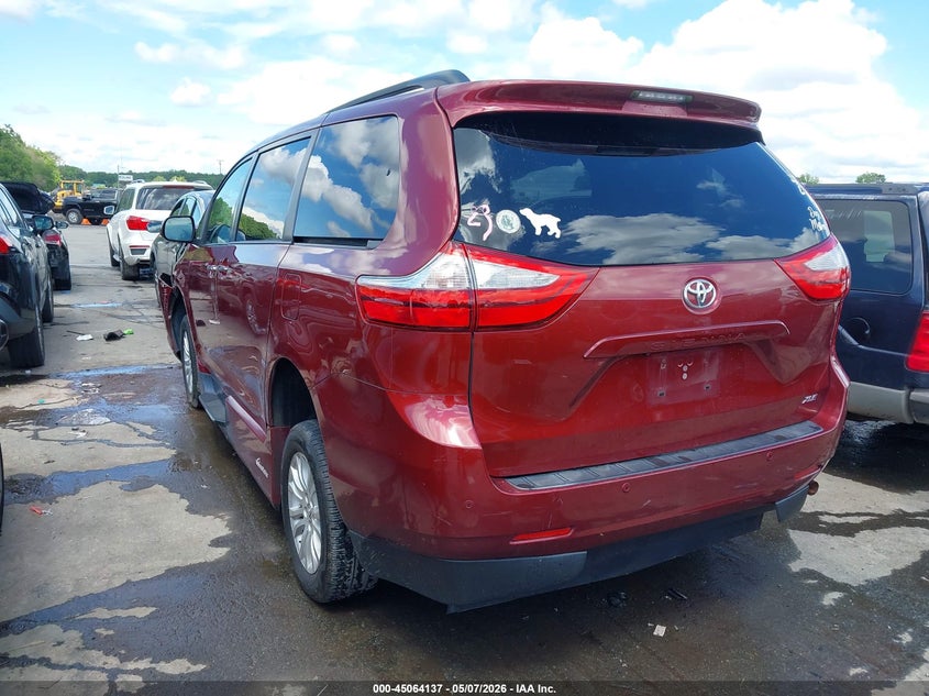 2015 Toyota Sienna VIN 5TDYK3DC6FS535438 IAAI salvage auction — FRONT END, Salvage (South Carolina), sold $3,750 on 2026-07-13 (photo 3)