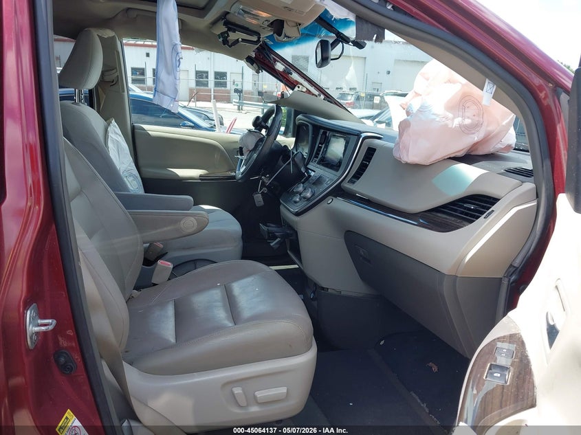 2015 Toyota Sienna VIN 5TDYK3DC6FS535438 IAAI salvage auction — FRONT END, Salvage (South Carolina), sold $3,750 on 2026-07-13 (photo 5)