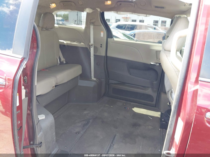 2015 Toyota Sienna VIN 5TDYK3DC6FS535438 IAAI salvage auction — FRONT END, Salvage (South Carolina), sold $3,750 on 2026-07-13 (photo 8)