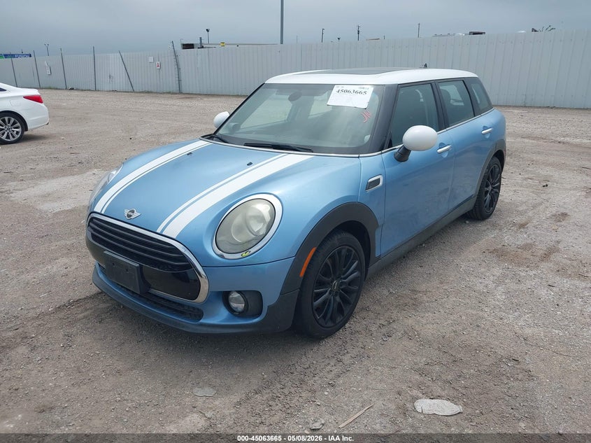 2017 Mini Clubman VIN WMWLN5C33H2E33913 IAAI salvage auction — WATER/FLOOD, Salvage (Texas), sold $1,125 on 2026-08-05 (photo 2)