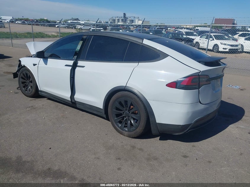 2017 Tesla Model x VIN 5YJXCDE21HF038213 IAAI salvage auction — FRONT END, Salvage (Minnesota), sold $2,125 on 2026-08-24 (photo 3)