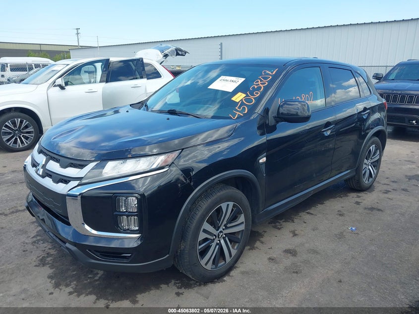 2020 Mitsubishi Outlander VIN JA4AP3AU3LU017157 IAAI salvage auction — HAIL, Salvage (Ohio), sold $3,000 on 2026-07-14 (photo 2)