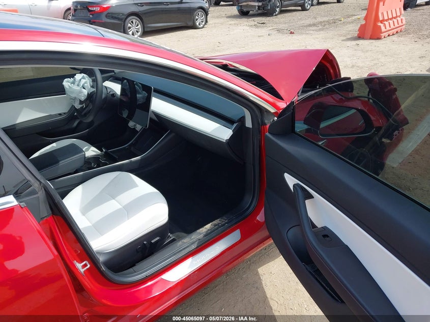 2018 Tesla Model 3 VIN 5YJ3E1EB9JF099581 IAAI salvage auction — FRONT END, Salvage (Illinois), sold $2,150 on 2026-07-09 (photo 5)