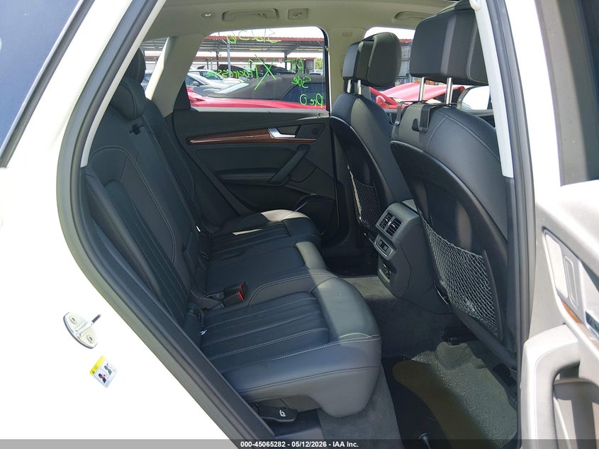 2022 Audi Q5 VIN WA1EAAFY2N2118904 IAAI salvage auction — RIGHT SIDE, Salvage (Louisiana), sold $10,700 on 2026-07-07 (photo 8)
