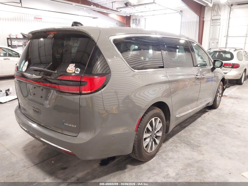 2023 Chrysler Pacifica VIN 2C4RC1S78PR503354 IAAI salvage auction — FRONT END, Salvage Title, sold $12,000 on 2026-07-22 (photo 4)