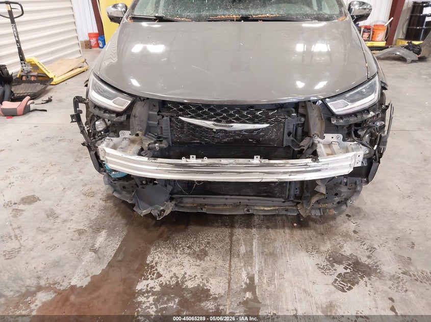 2023 Chrysler Pacifica VIN 2C4RC1S78PR503354 IAAI salvage auction — FRONT END, Salvage Title, sold $12,000 on 2026-07-22 (photo 6)