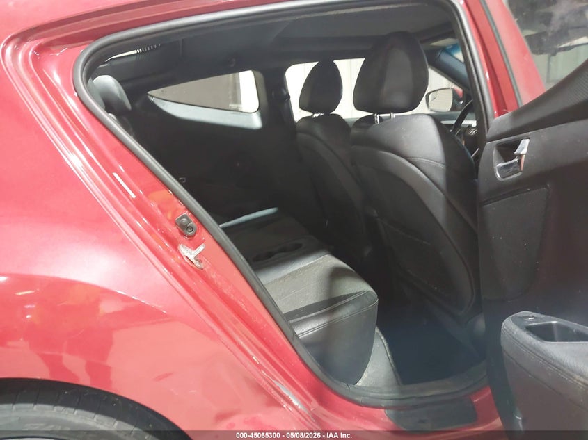 2016 Hyundai Veloster VIN KMHTC6ADXGU295020 IAAI salvage auction — RIGHT SIDE, Salvage (North Carolina), sold $1,600 on 2026-08-20 (photo 8)