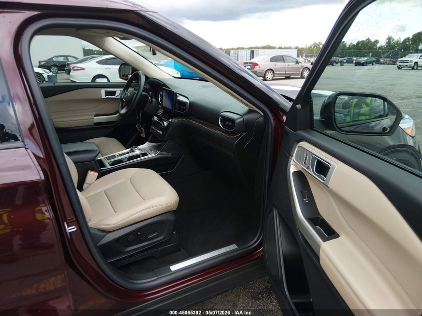 2022 Ford Explorer VIN 1FMSK7FH0NGB15281 IAAI salvage auction — RIGHT REAR, Salvage (South Carolina), sold $7,450 on 2026-07-29 (photo 5)