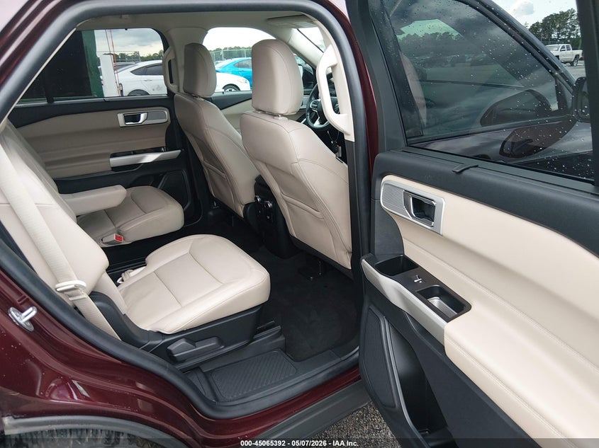 2022 Ford Explorer VIN 1FMSK7FH0NGB15281 IAAI salvage auction — RIGHT REAR, Salvage (South Carolina), sold $7,450 on 2026-07-29 (photo 8)