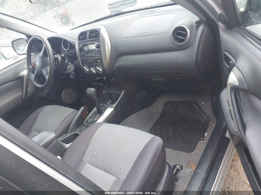 2005 Toyota Rav4 VIN JTEGD20V550095586 IAAI salvage auction — NORMAL WEAR, Clear (Massachusetts), sold $1,000 on 2026-07-21 (photo 5)