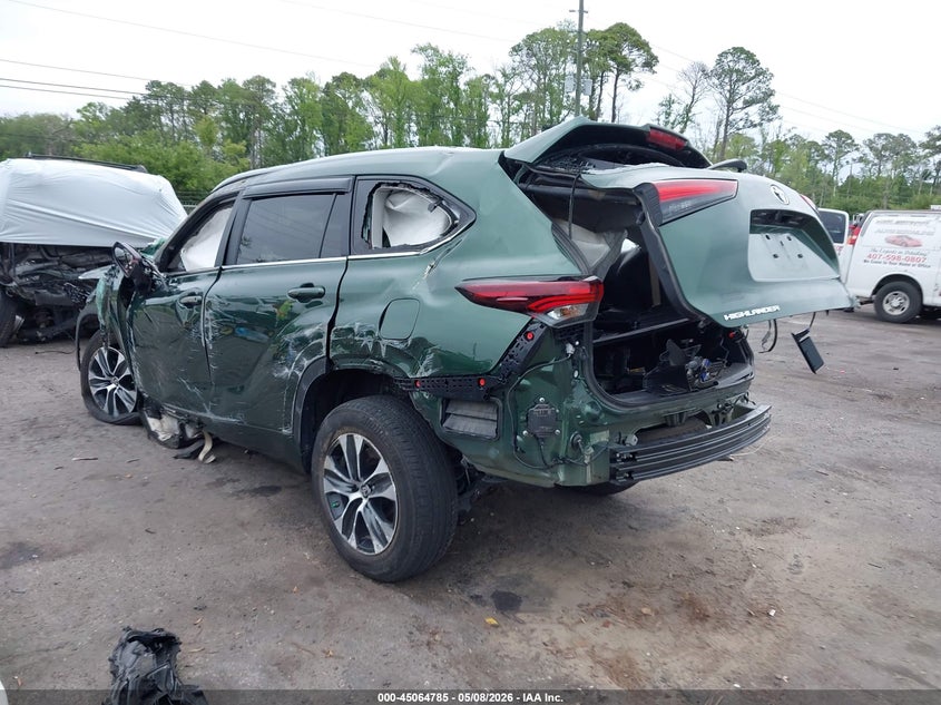2025 Toyota Highlander VIN 5TDKBRCH3SS649848 IAAI salvage auction — ROLLOVER, Certificate Of Destruction (Florida), sold $3,075 on 2026-07-21 (photo 3)
