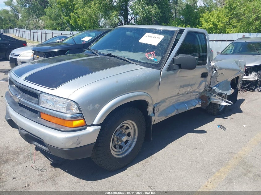 2003 Chevrolet S-10 VIN 1GCCS14H538200651 IAAI salvage auction — LEFT SIDE, Salvage (Idaho), sold $275 on 2026-07-09 (photo 2)