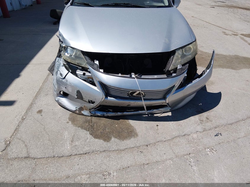 2013 Lexus ES VIN JTHBK1GG2D2043890 IAAI salvage auction — ROLLOVER, Salvage (Illinois), sold $1,000 on 2026-07-14 (photo 6)