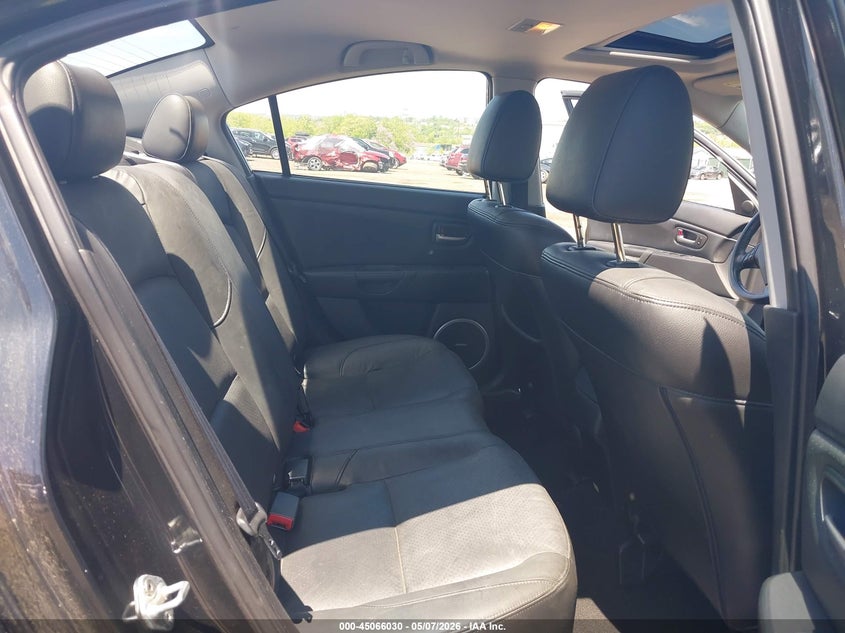 2006 Mazda 3 VIN JM1BK323361400651 IAAI salvage auction — UNKNOWN, Salvage (Pennsylvania), sold $225 on 2026-07-10 (photo 8)