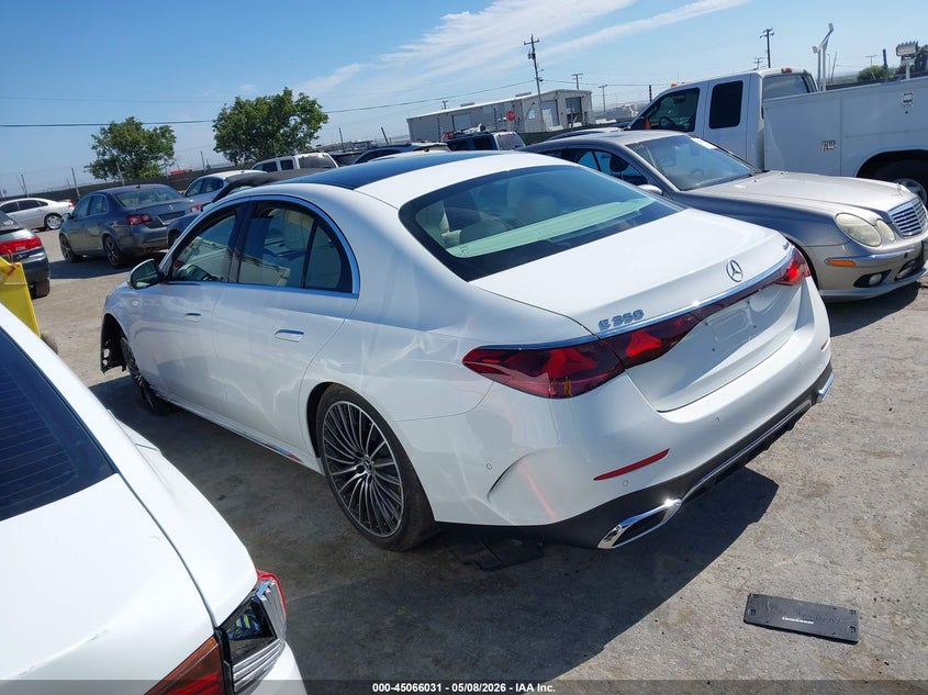 2024 Mercedes-benz E-klasse VIN W1KLF4HB7RA069094 IAAI salvage auction — FRONT END, Salvage (California), sold $33,400 on 2026-07-09 (photo 3)