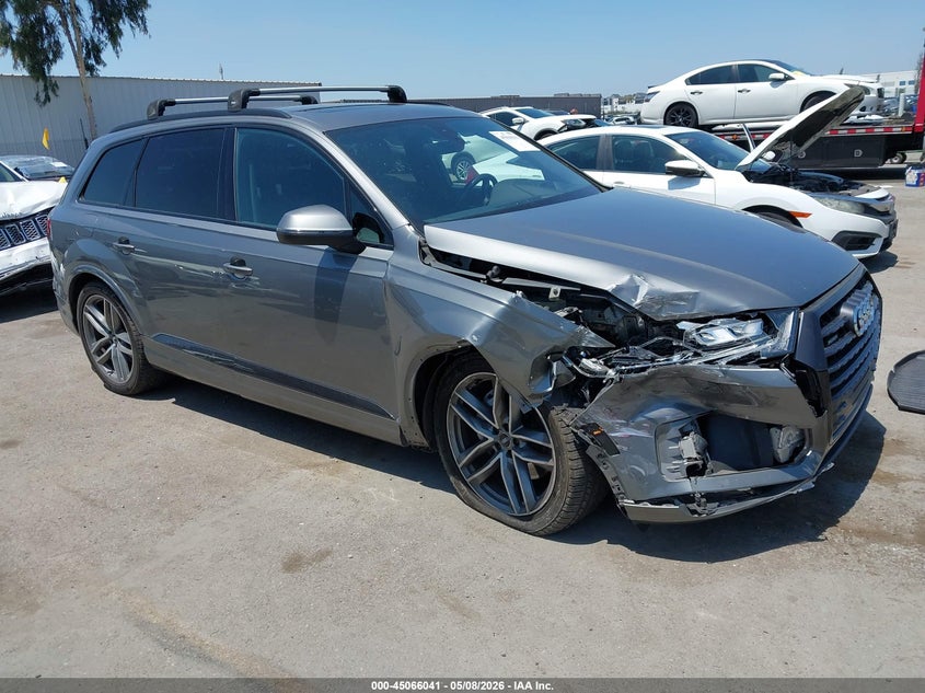 2017 Audi Q7 VIN WA1VAAF79HD029363 IAAI salvage auction — REAR END, Salvage (California), sold $5,300 on 2026-07-28 (photo 1)