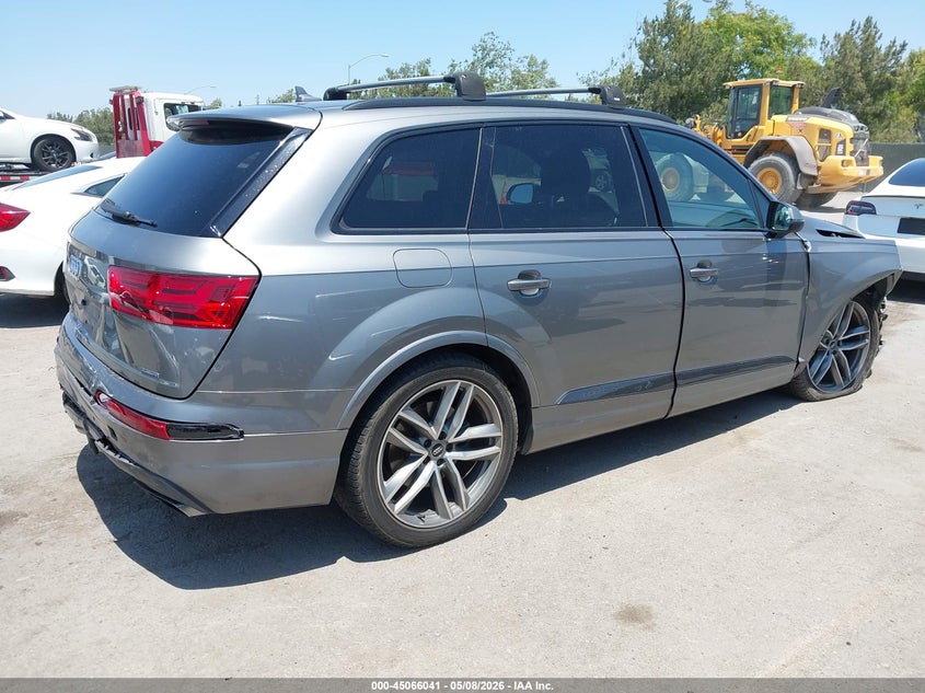2017 Audi Q7 VIN WA1VAAF79HD029363 IAAI salvage auction — REAR END, Salvage (California), sold $5,300 on 2026-07-28 (photo 4)
