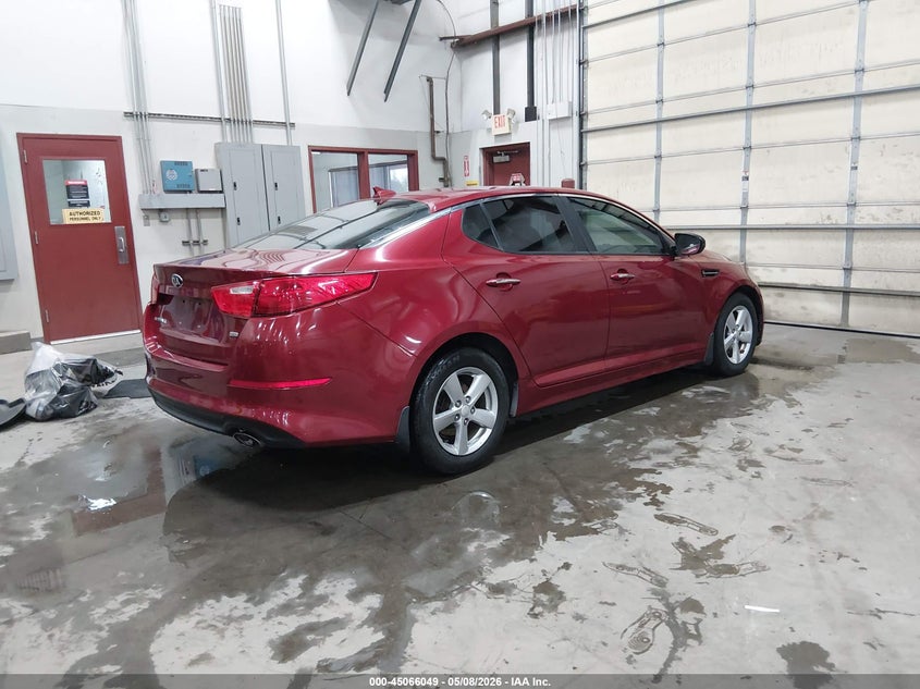 2015 Kia Optima VIN 5XXGM4A72FG362568 IAAI salvage auction — SIDE, Salvage (Idaho), sold $1,200 on 2026-07-17 (photo 4)
