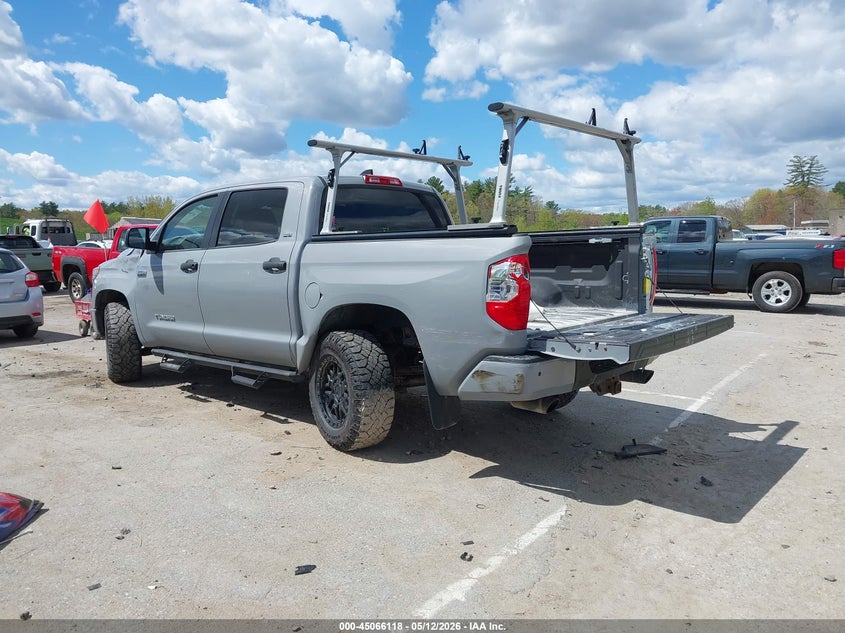 2021 Toyota Tundra VIN 5TFDY5F12MX032324 IAAI salvage auction — UNDERCARRIAGE, Salvage (Idaho), sold $17,200 on 2026-08-02 (photo 3)