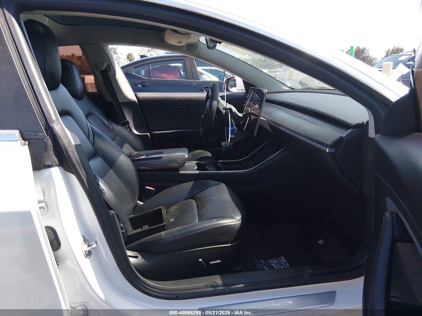 2019 Tesla Model 3 VIN 5YJ3E1EA1KF436379 IAAI salvage auction — RIGHT FRONT, Salvage (Arizona), sold $4,175 on 2026-07-16 (photo 5)