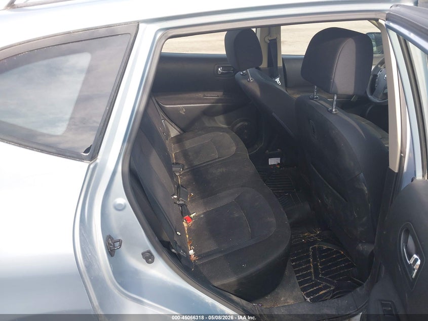 2015 Nissan Rogue VIN JN8AS5MV8FW259329 IAAI salvage auction — REAR END, Salvage (Iowa), sold $500 on 2026-07-20 (photo 8)