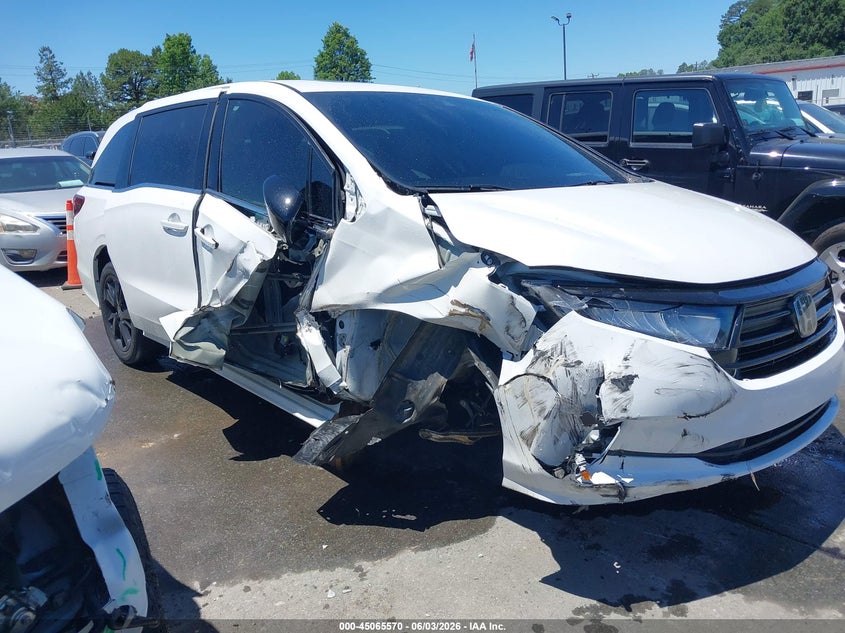 2024 Honda Odyssey VIN 5FNRL6H70RB035008 IAAI salvage auction — SIDE, Salvage (North Carolina), sold $8,750 on 2026-07-29 (photo 1)
