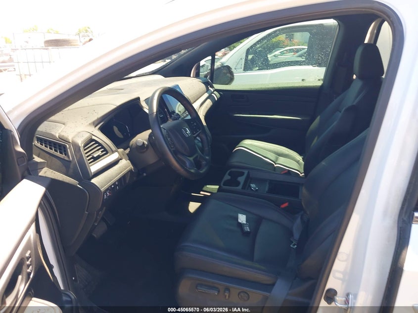 2024 Honda Odyssey VIN 5FNRL6H70RB035008 IAAI salvage auction — SIDE, Salvage (North Carolina), sold $8,750 on 2026-07-29 (photo 5)
