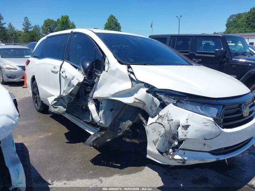 2024 Honda Odyssey VIN 5FNRL6H70RB035008 IAAI salvage auction — SIDE, Salvage (North Carolina), sold $8,750 on 2026-07-29 (photo 6)
