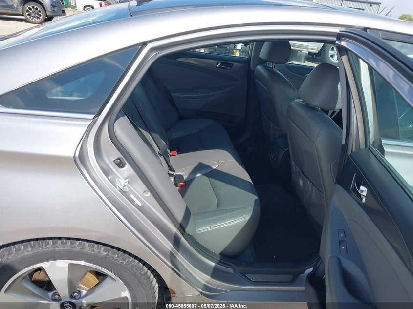 2011 Hyundai Sonata VIN KMHEC4A40BA014513 IAAI salvage auction — LEFT SIDE, Salvage (Indiana), sold $600 on 2026-07-17 (photo 8)
